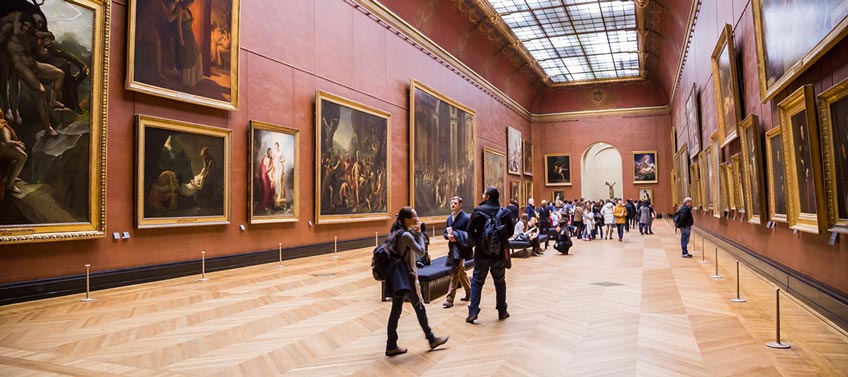 People in Museum People in Museum